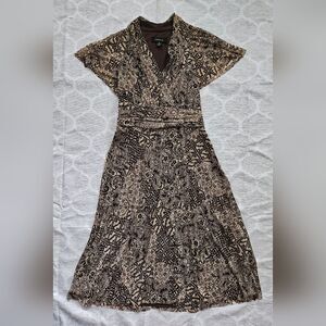 R&M RICHARDS Dress Women’s Size 8 Brown Sleeveless Knee Length Flowy